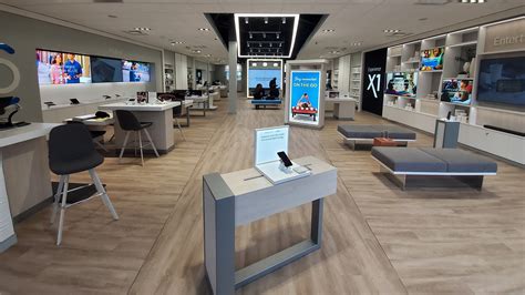 xfinity store|Find an Xfinity Retail Store or Prepaid retailer.